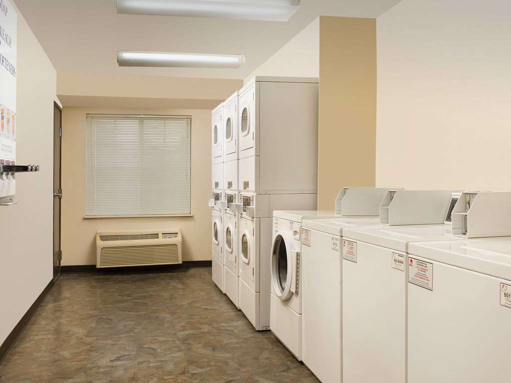 Woodspring Suites Lincoln Northeast I-80 Instalações foto